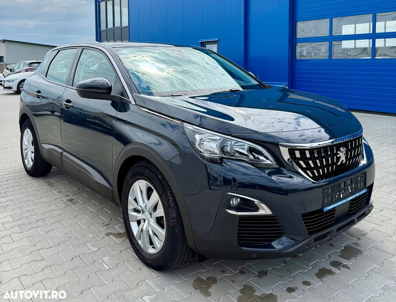 Peugeot 3008 PureTech 130 EAT8 Active Pack 2020 · 92.700 km