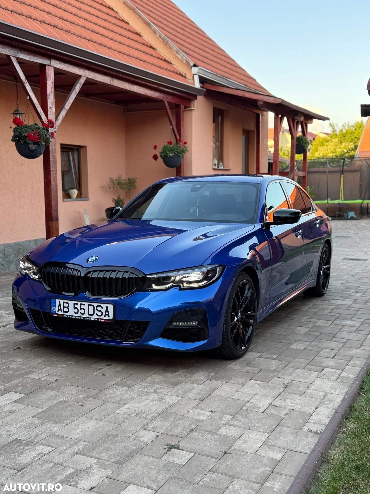 BMW Seria 3 320d xDrive M Sport Shadow 2020 · 116.199 km